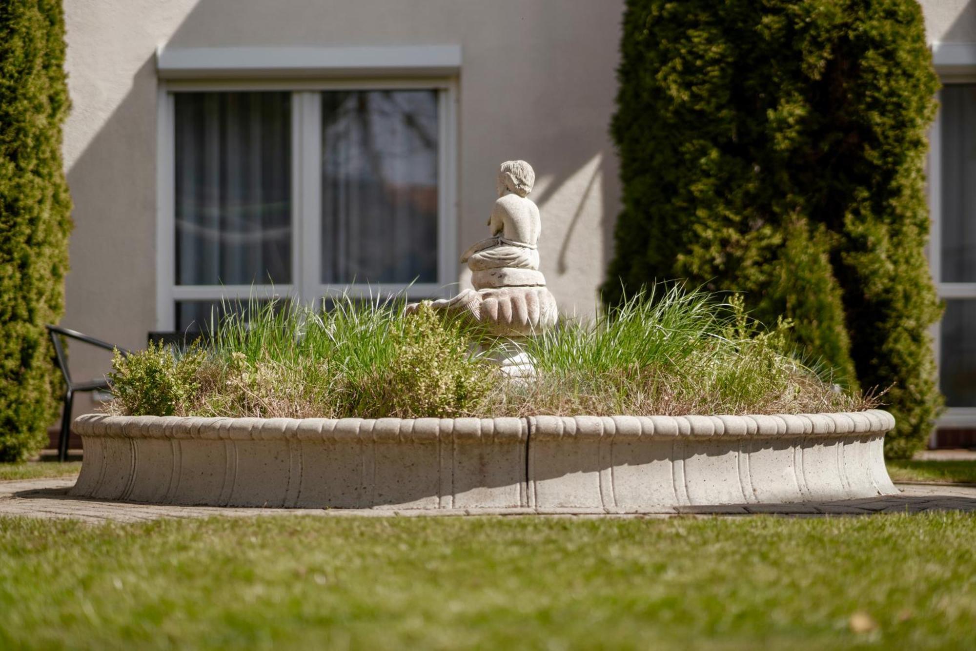 Villa Gravaldi Rowy  Exterior photo